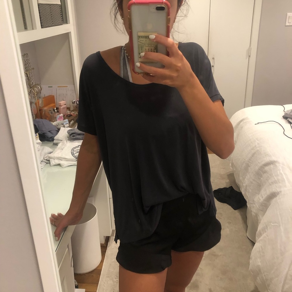 simple urban outfitters tee